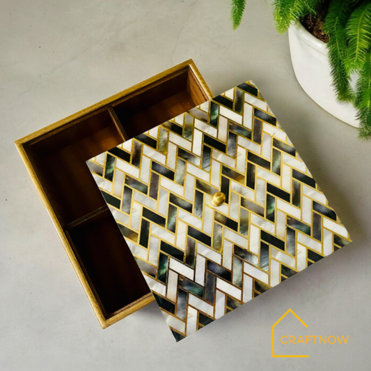 Wooden Dry Fruit /Candy Box