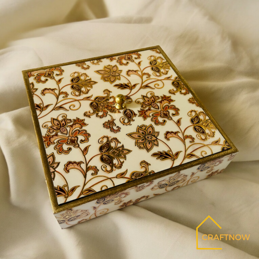 Wooden Dry Fruit /Candy Box