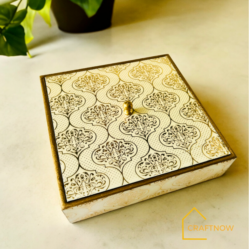 Wooden Dry Fruit /Candy Box