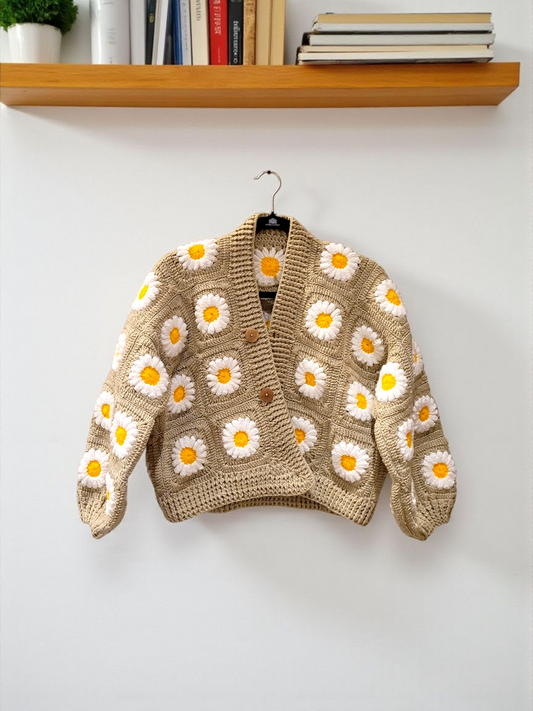 Daisy Bloom Sweater 🌼✨